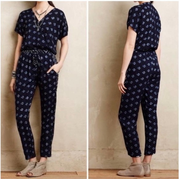 Velvet by Graham‎ & Spencer Anthropologie Womens Cady Jumpsuit V-Neck Navy Small - Picture 1 of 6